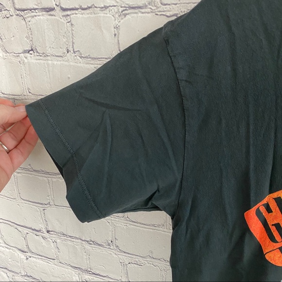 SOLD Daydreamer Guns N Roses Boyfriend Graphic Tee - Picture 6 of 8